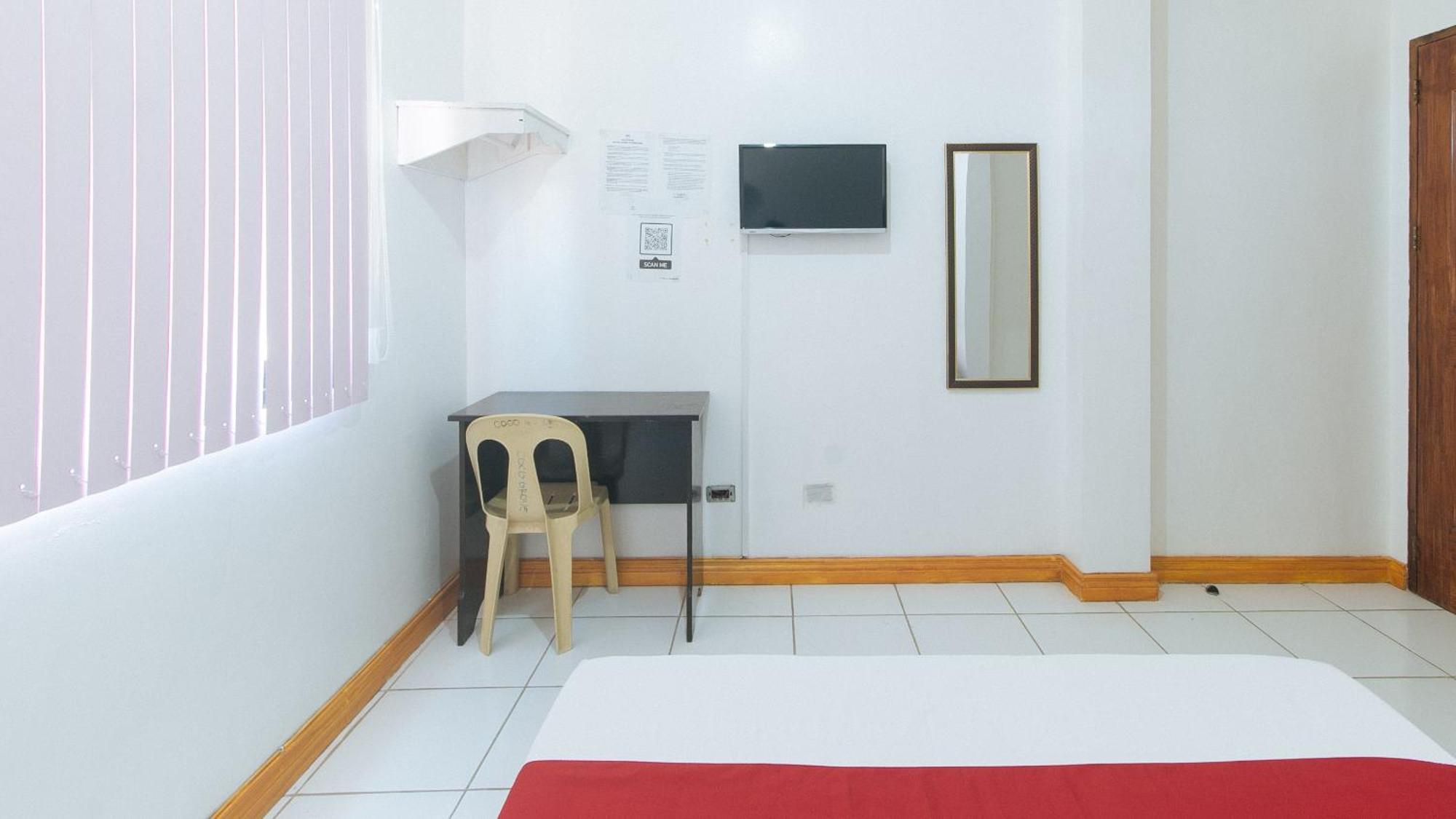 Reddoorz At Coco Grove Tourist Inn Panglao-stad Buitenkant foto